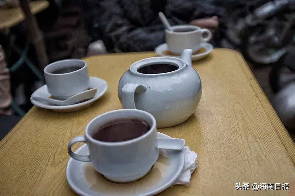 海南这种茶十分出名，其实99%不是陪老爸喝的……