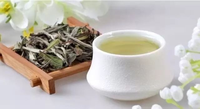 白茶是什么味道_白茶香水是什么味道_靖安白茶是真的白茶吗